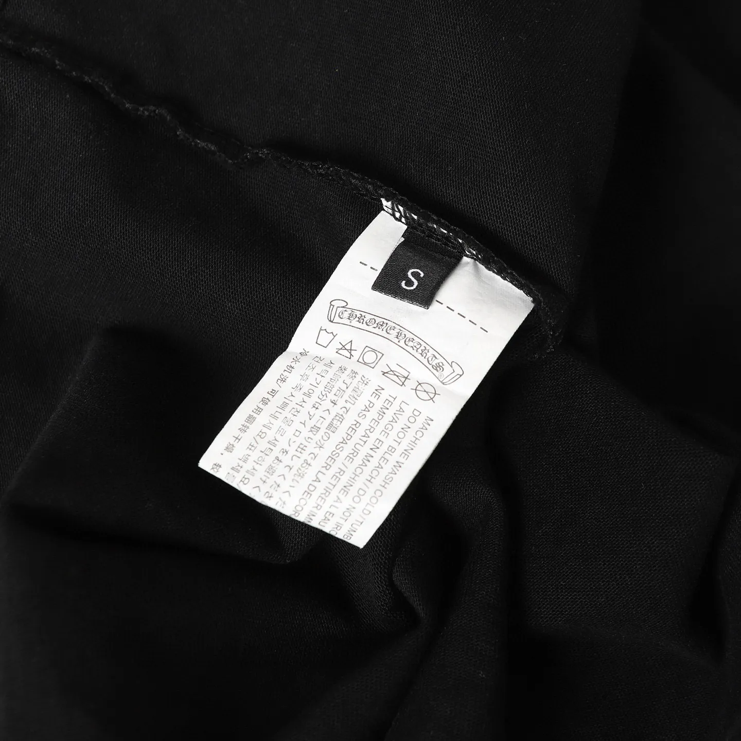🅿️180 Chrome hearte/Chrome heart ch 25ss early spring new pattern logo washed T-shirt short sleeves. A must-have item for daily commuting for men and women in light luxury. The correct version is welcome to compare. Detailed features: 280g 100% cotton double yarn jersey fabric. Custom dyed in the same vat with special thickened 32 count double-strand 1x1 thread. Double-needle cross-stitch technology. Original main mark. Washed hangtag. COLOUR: Washed black. SIZE：xs-l